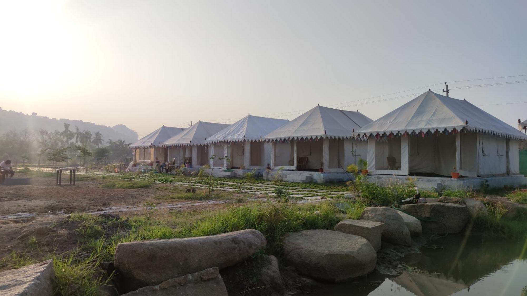Murali Guesthouse Hampi Ngoại thất bức ảnh